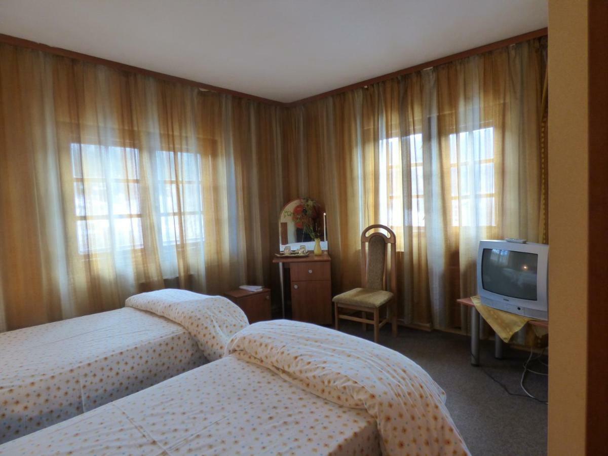 Gura Padurii Hotel Sinaia Exterior foto