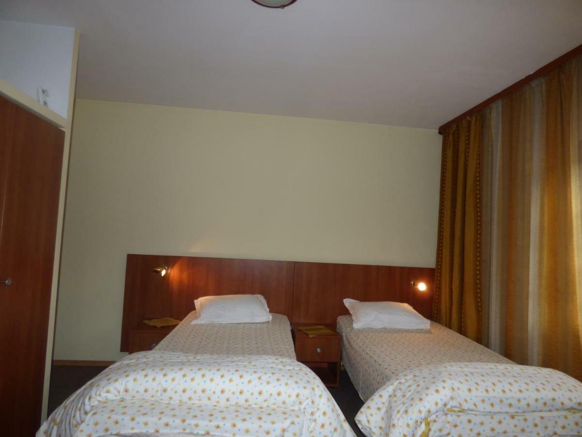 Gura Padurii Hotel Sinaia Exterior foto